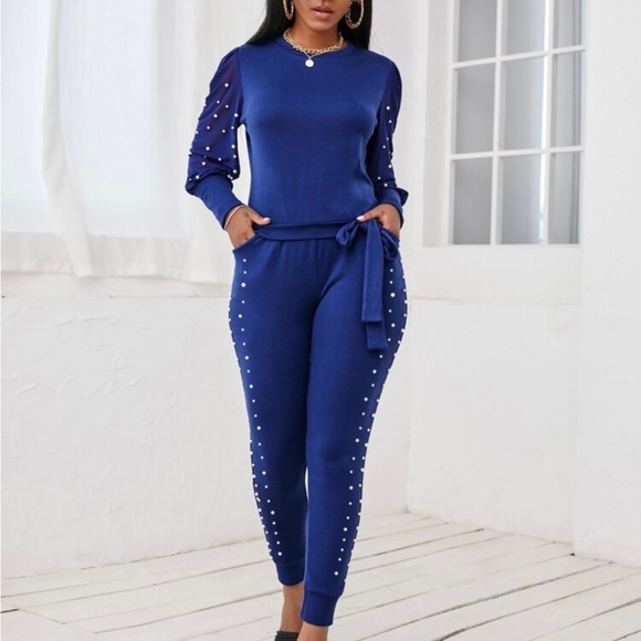 Sweatshirt set adorned with pearls! - Picture 3 of 5